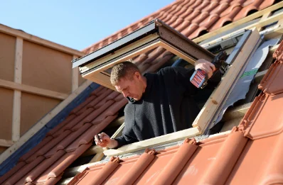 Pose de fenêtres de toit Velux à Cordey